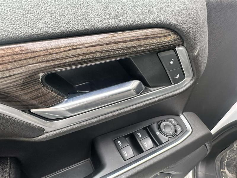 chevrolet Silverado 1500 2022 - 16
