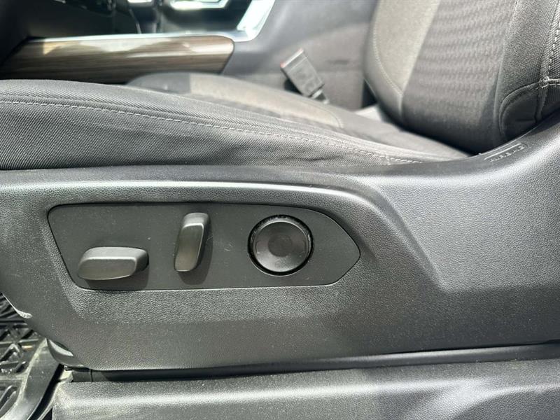 chevrolet Silverado 1500 2022 - 17