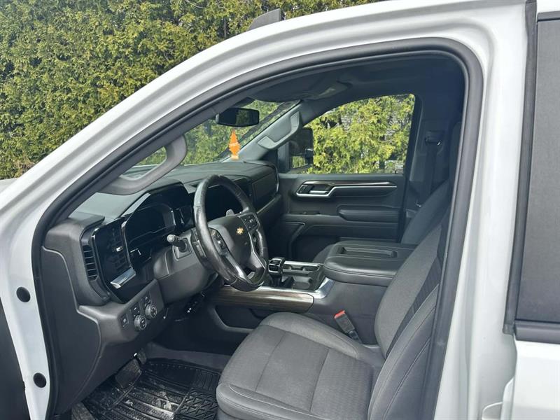 chevrolet Silverado 1500 2022 - 30