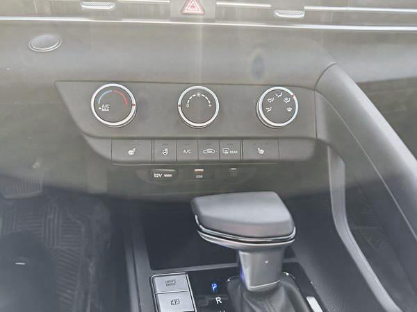 hyundai Elantra 2025 - 13