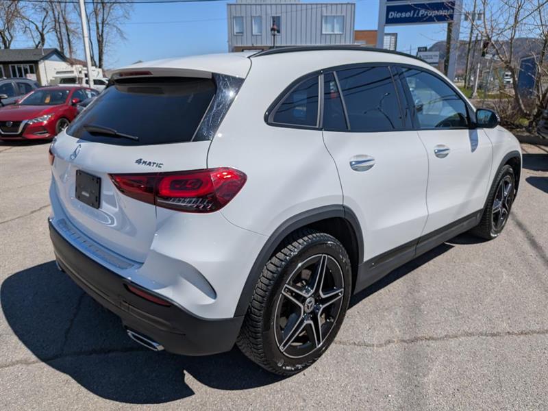 mercedes-benz GLA 2022 - 13