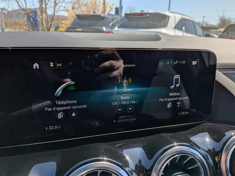 mercedes-benz GLA 2022 - 26