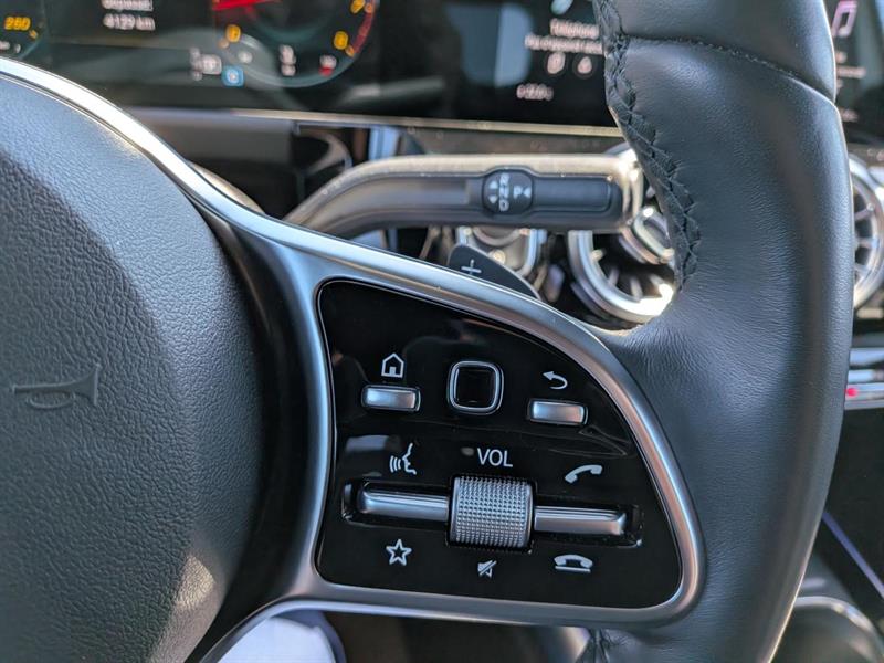 mercedes-benz GLA 2022 - 30