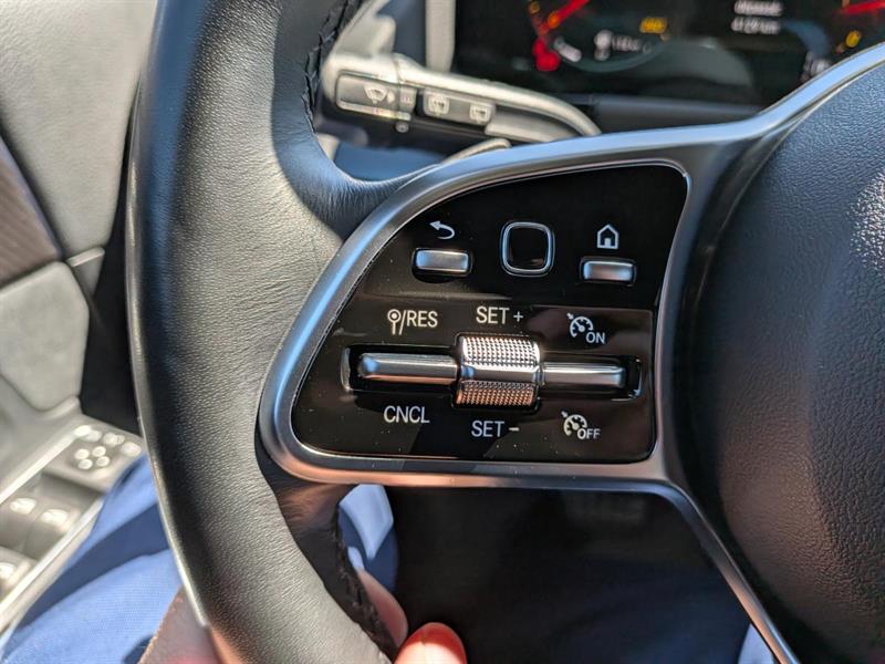 mercedes-benz GLA 2022 - 31
