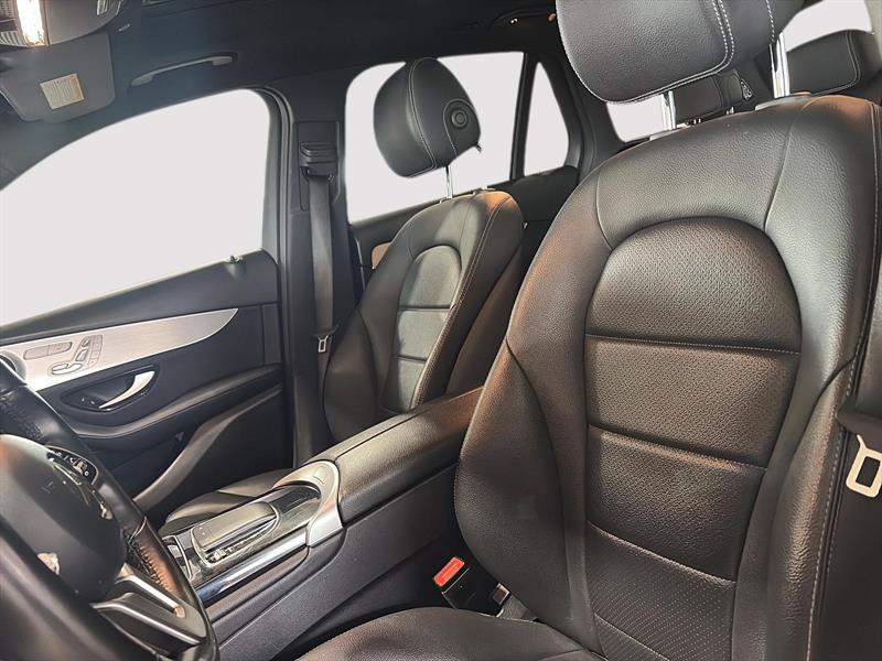 mercedes-benz GLC 2022 - 8