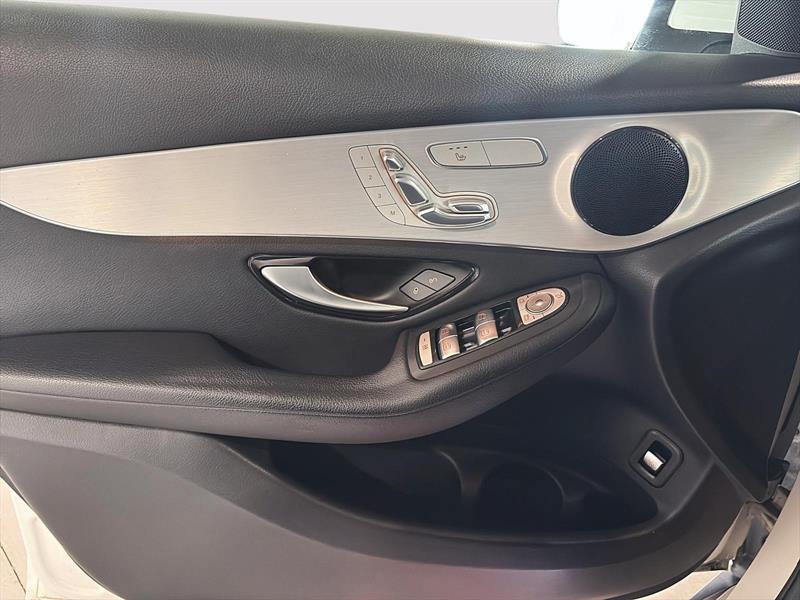 mercedes-benz GLC 2022 - 11