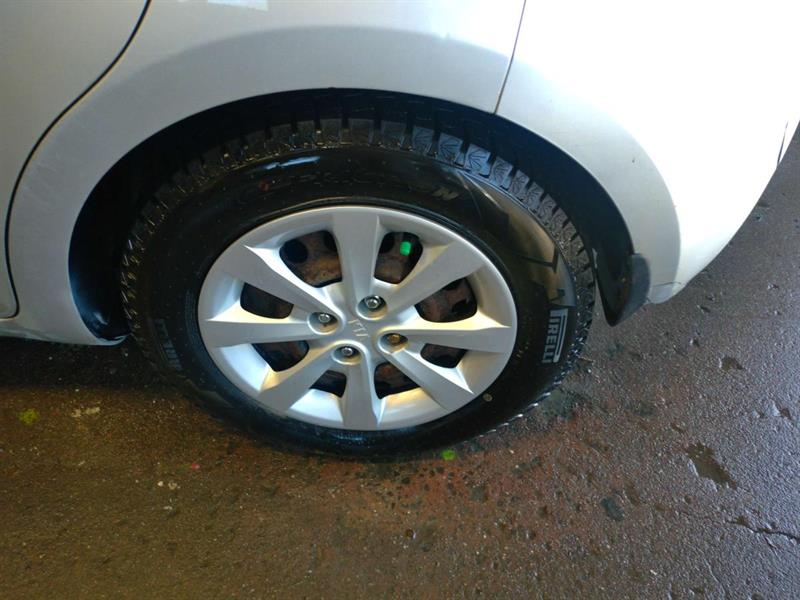 kia Rio 2015 - 9