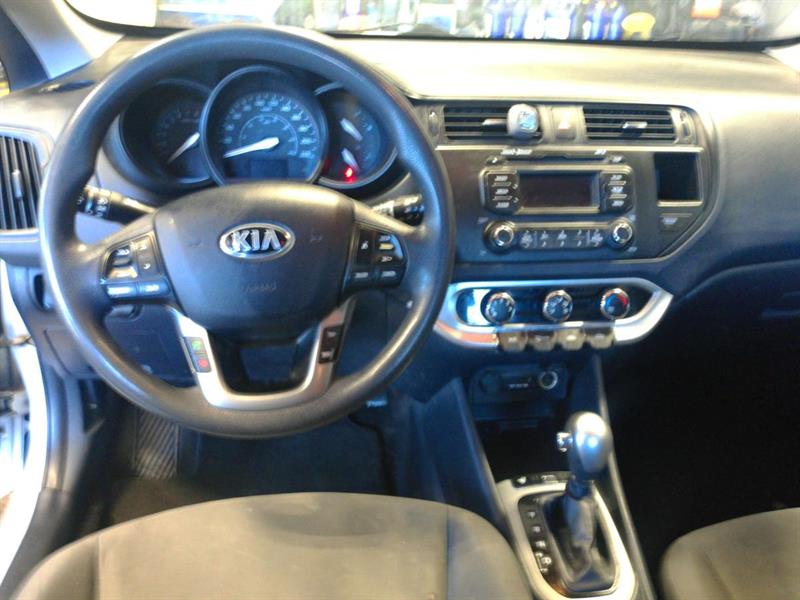 kia Rio 2015 - 12