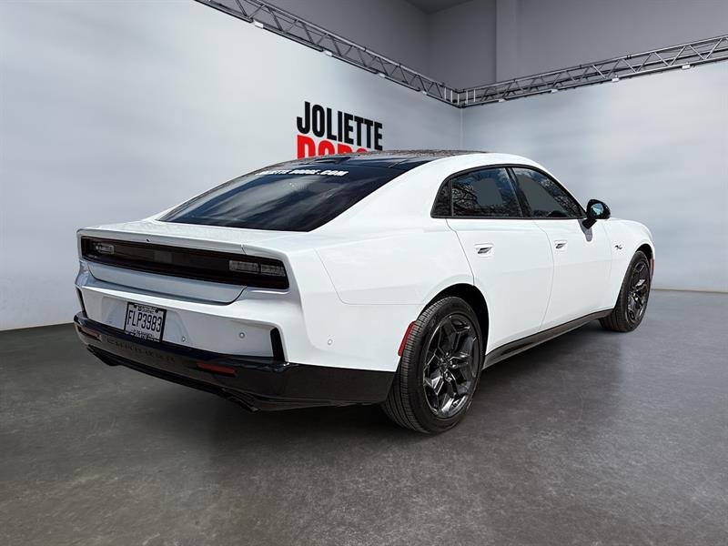 dodge Charger 2026 - 7