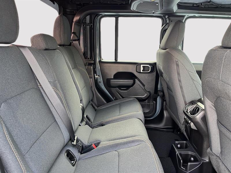 jeep Gladiator 2026 - 13