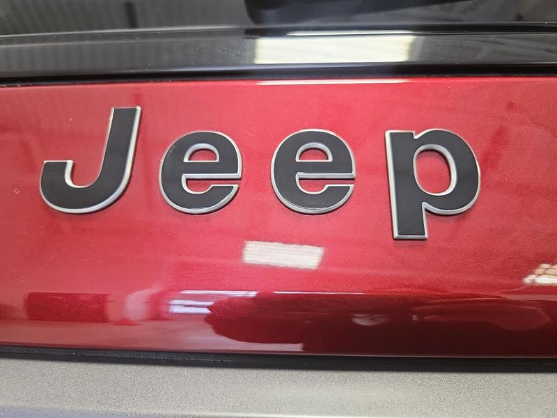 jeep Grand Wagoneer L 2026 - 10