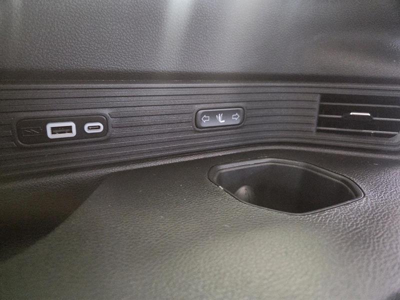 jeep Grand Wagoneer L 2026 - 28