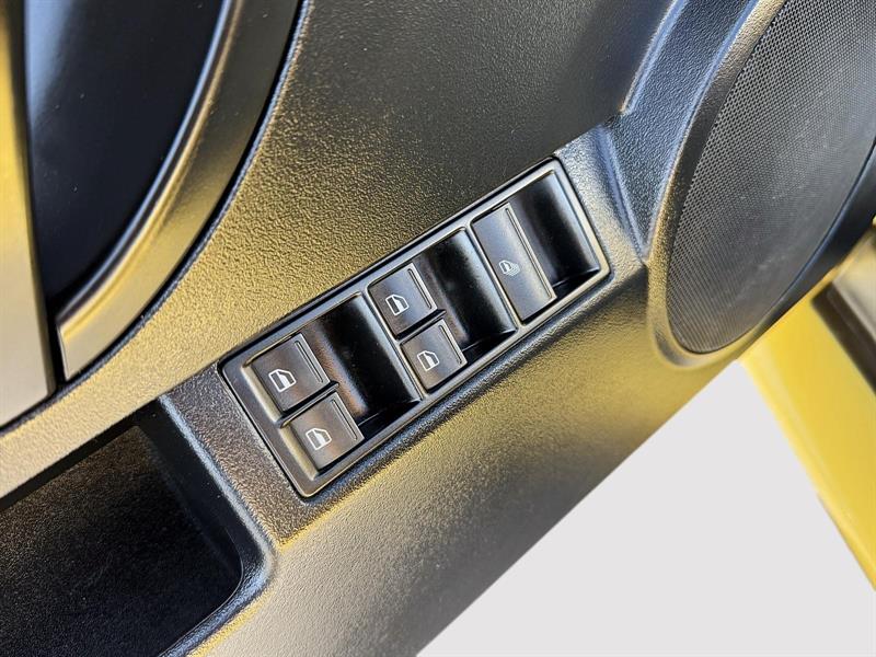 volkswagen New Beetle 2010 - 13