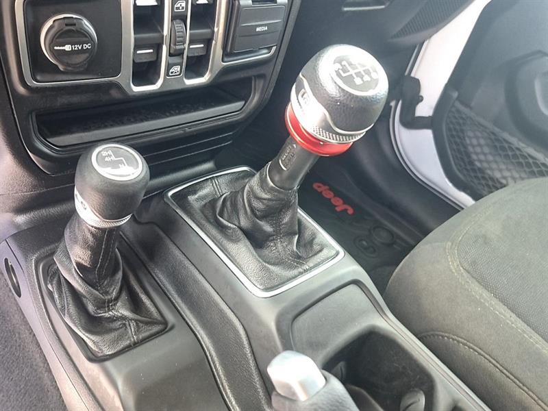 jeep Wrangler 2020 - 12