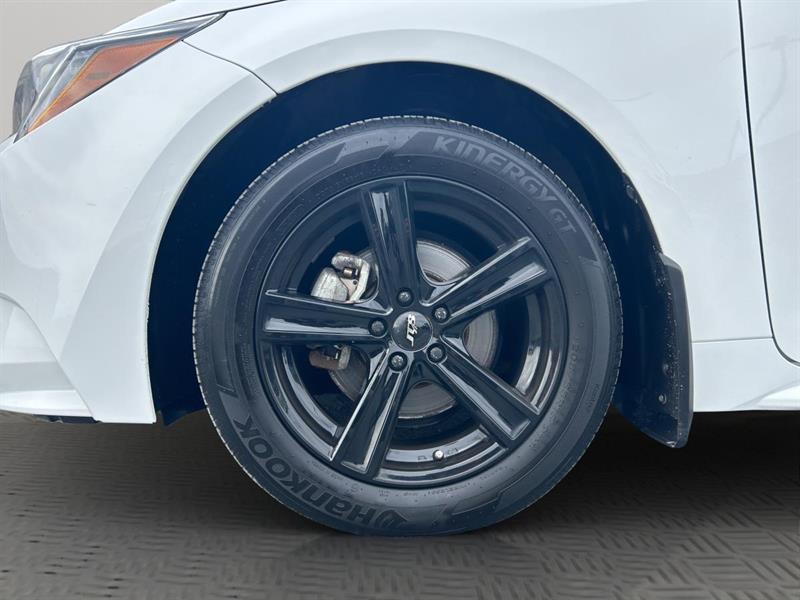 toyota Corolla 2022 - 18