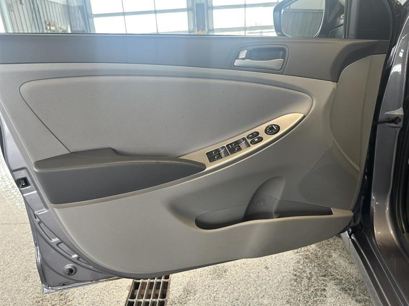 hyundai Accent 2017 - 11