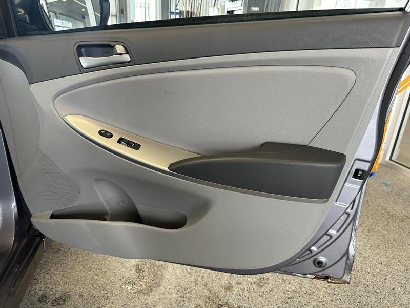 hyundai Accent 2017 - 13