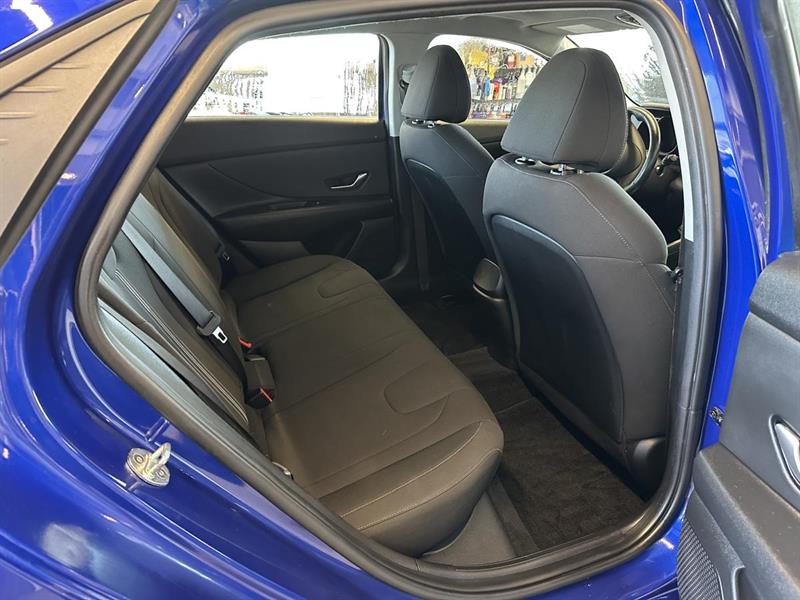 hyundai Elantra 2021 - 17