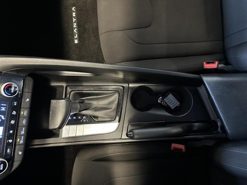 hyundai Elantra 2021 - 25