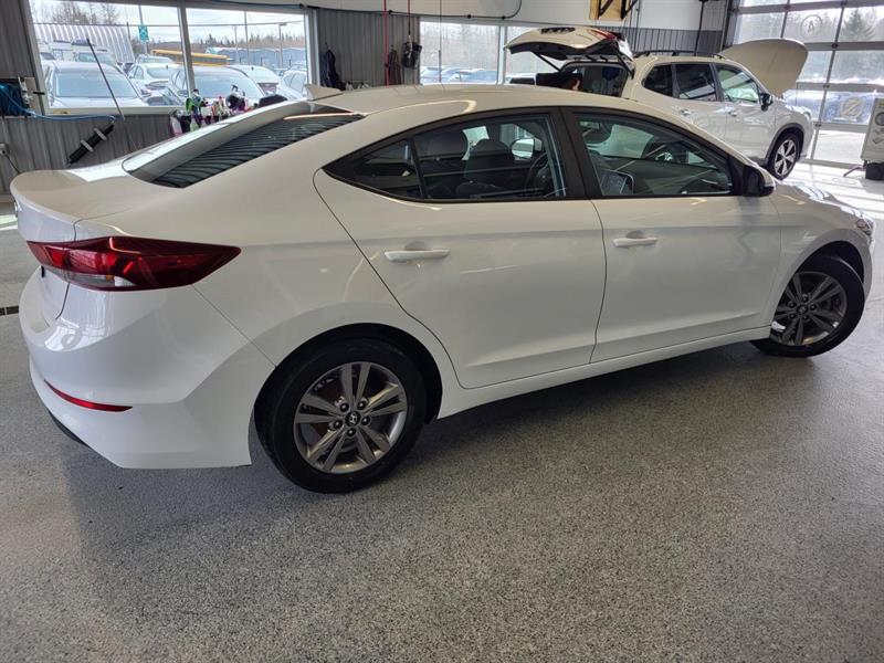 hyundai Elantra 2018 - 4