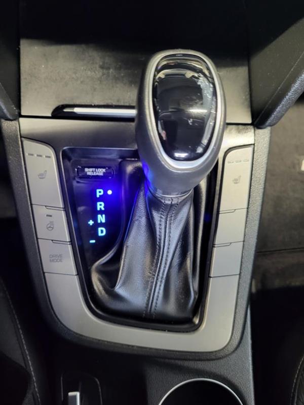 hyundai Elantra 2018 - 25