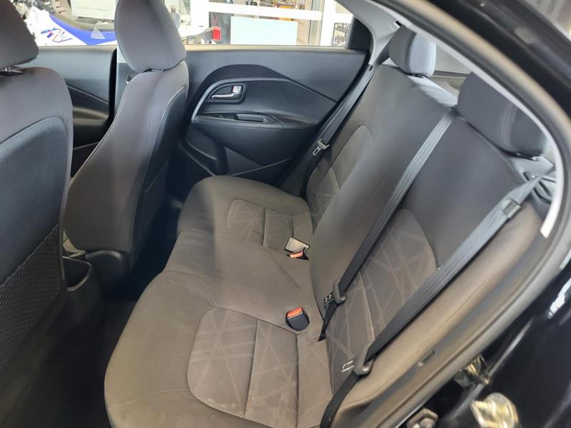 kia Rio 2015 - 18