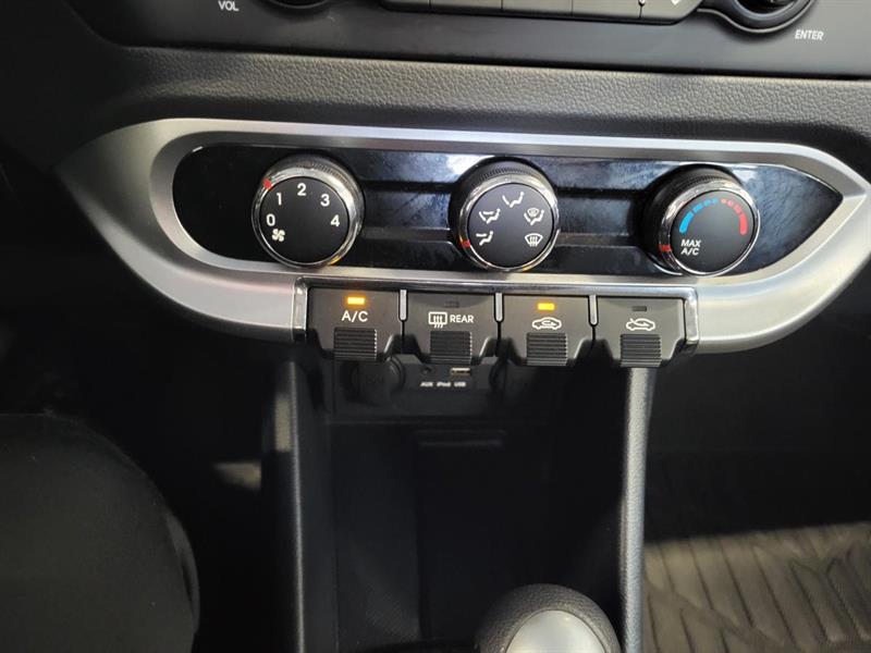 kia Rio 2015 - 24