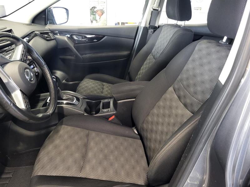 nissan Qashqai 2018 - 12