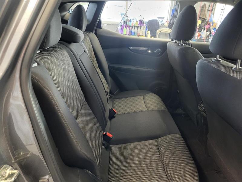nissan Qashqai 2018 - 16