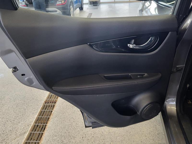nissan Qashqai 2018 - 17