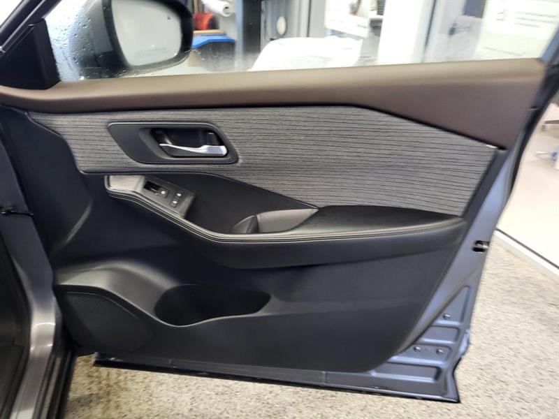 nissan Rogue 2023 - 14