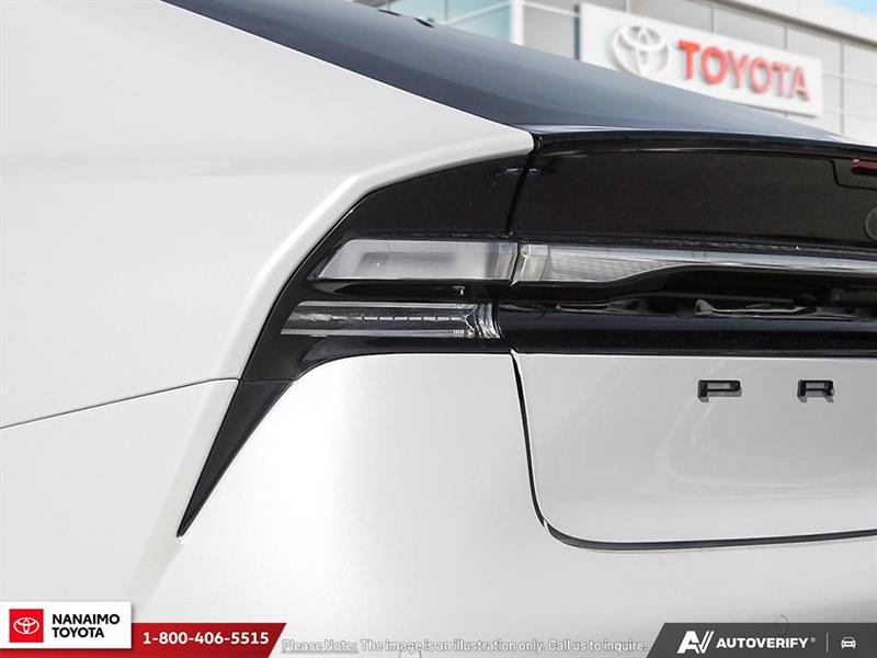 toyota Prius Plug-In Hybrid 2026 - 12