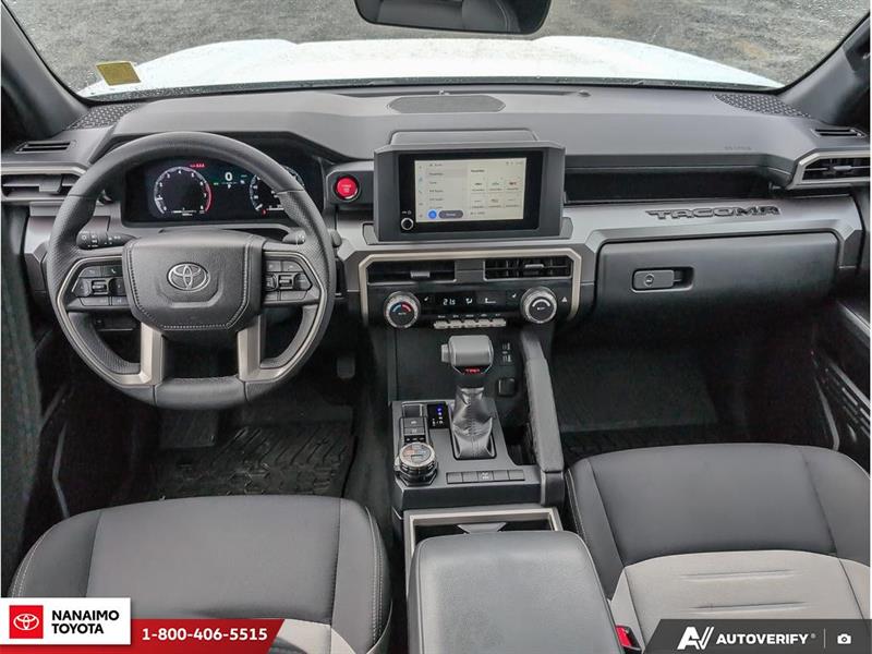 toyota Tacoma 2025 - 24