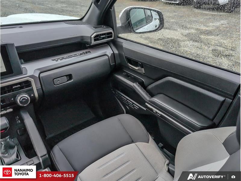 toyota Tacoma 2025 - 25