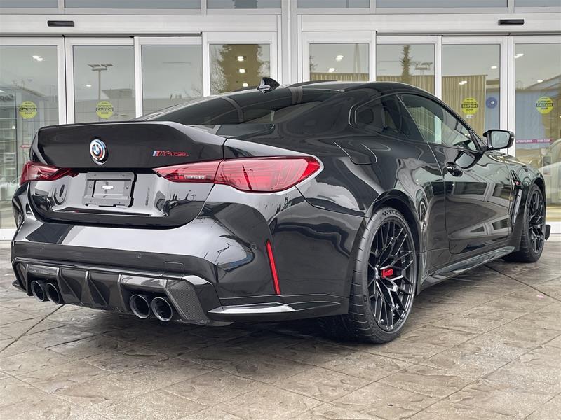 bmw M4 2023 - 7