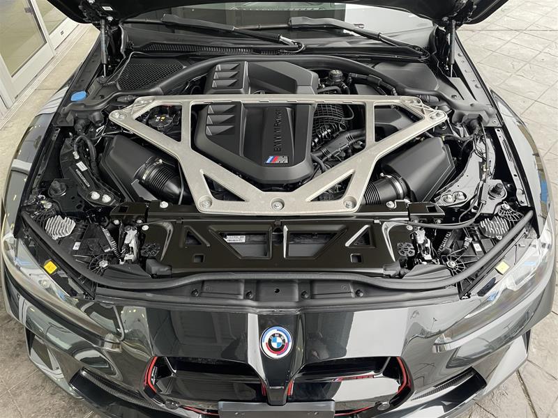 bmw M4 2023 - 11