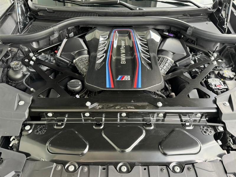 bmw X6 M 2024 - 10