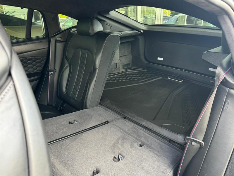 bmw X6 M 2024 - 15