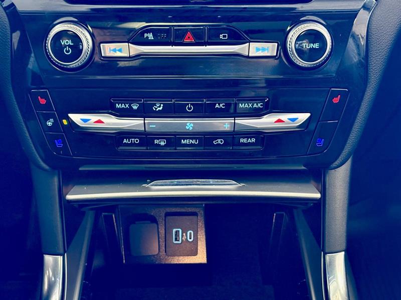 ford Explorer Hybrid 2022 - 27
