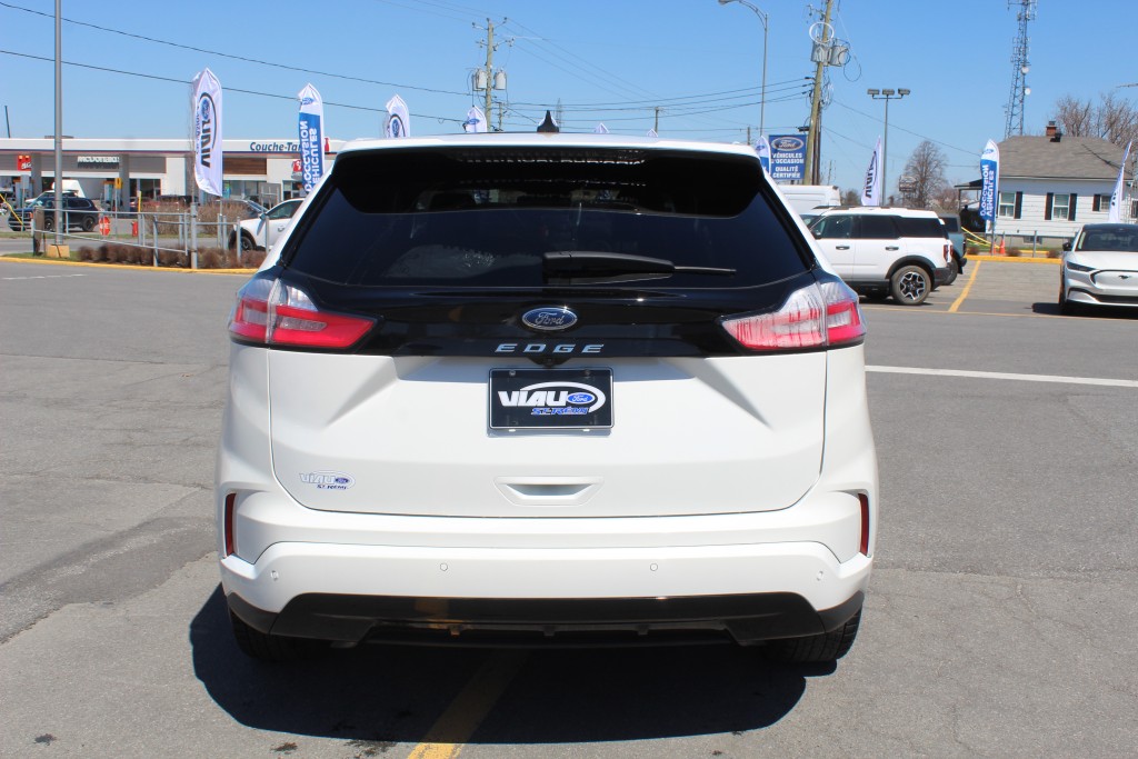ford Edge 2022 - 9
