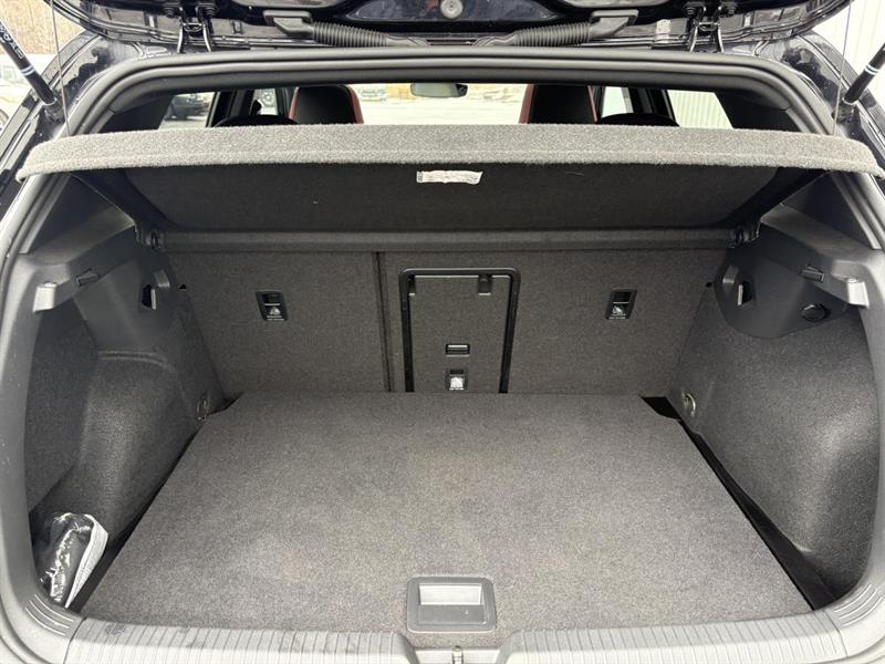 volkswagen Golf GTI 2024 - 32