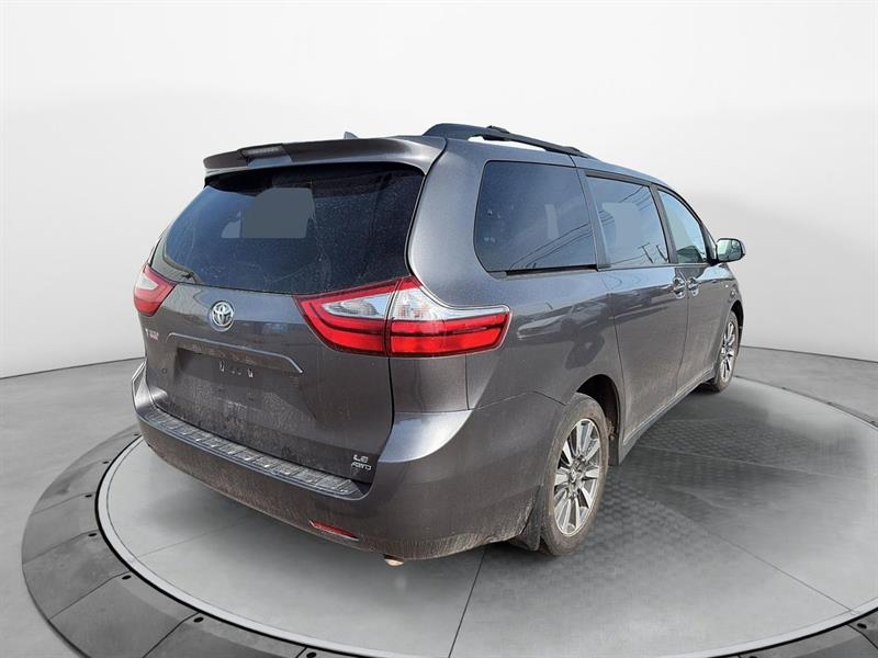 toyota Sienna 2018 - 6