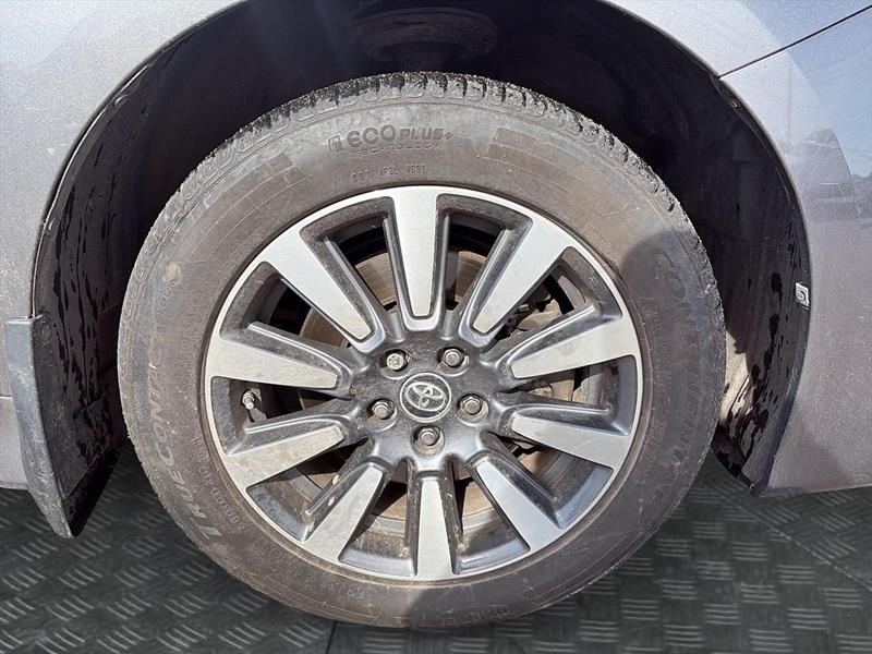 toyota Sienna 2018 - 9