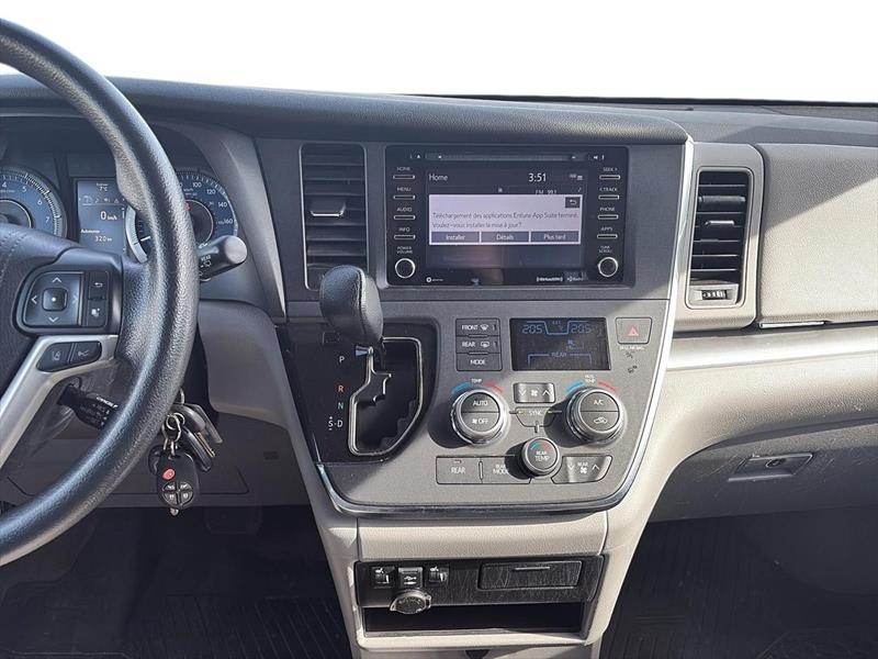 toyota Sienna 2018 - 14