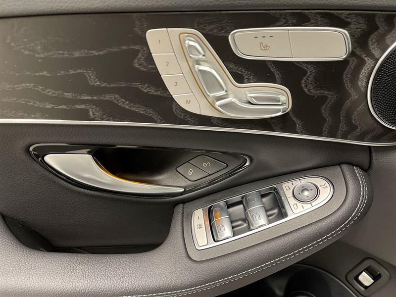 mercedes-benz C300 2021 - 21