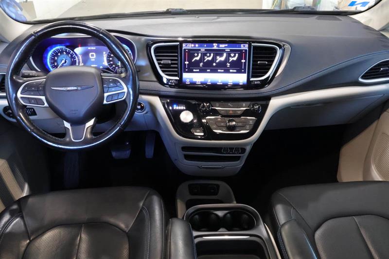 chrysler Pacifica 2021 - 12