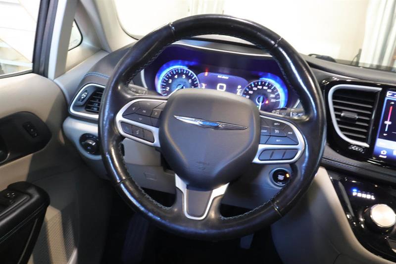 chrysler Pacifica 2021 - 13