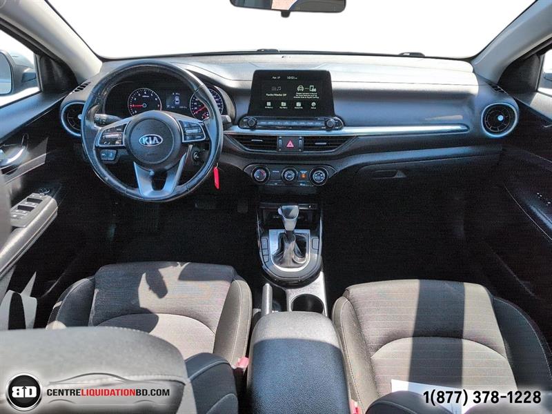 kia Forte 2021 - 16
