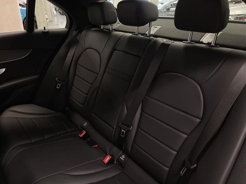mercedes-benz C300 2021 - 31