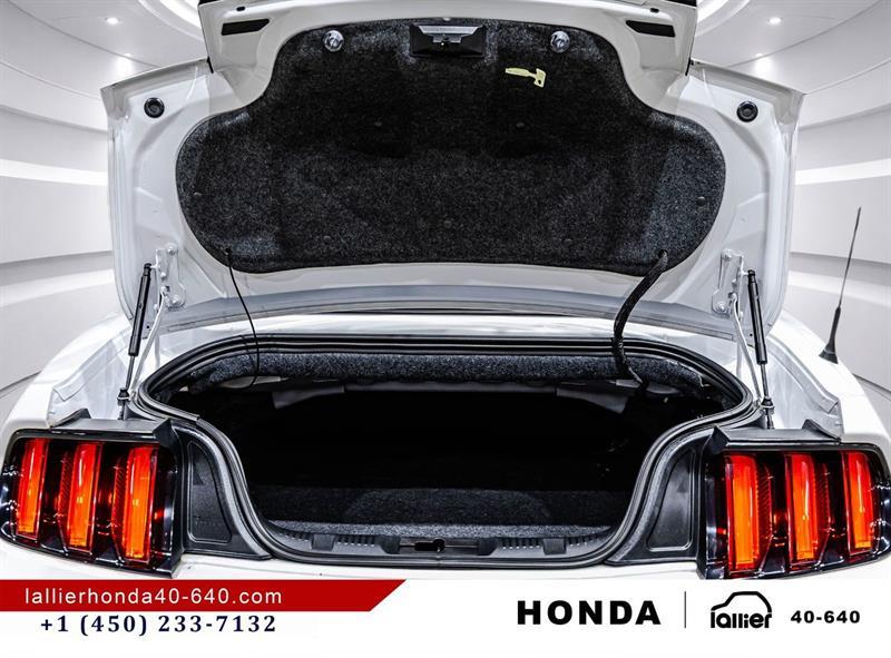 2015 Ford Mustang - Image 13